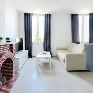 - Magnifique Climatise Sur Le Port Apartment